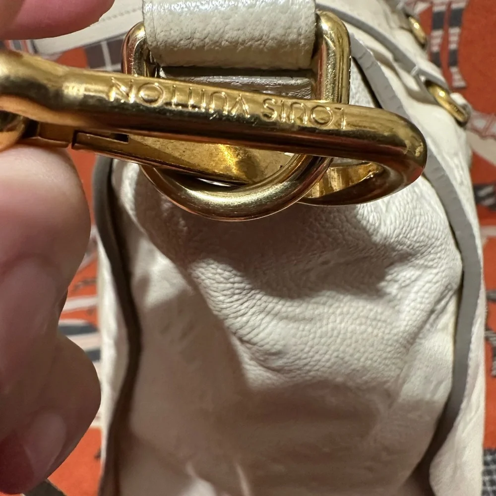 LOUIS VUITTON ❤️🌟SP4130 CREAM EMPREINTE LUMINEUSE TOTE BAG W/ LONG STRAP ⭐️ - Picture 5 of 15